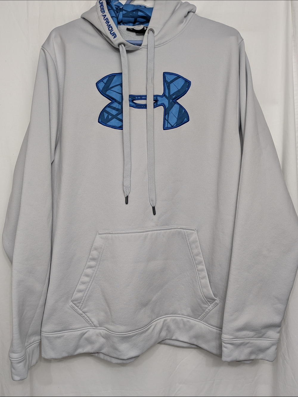 Under Armour Light Gray Hoodie with Blue Logo Accent Men's XXL